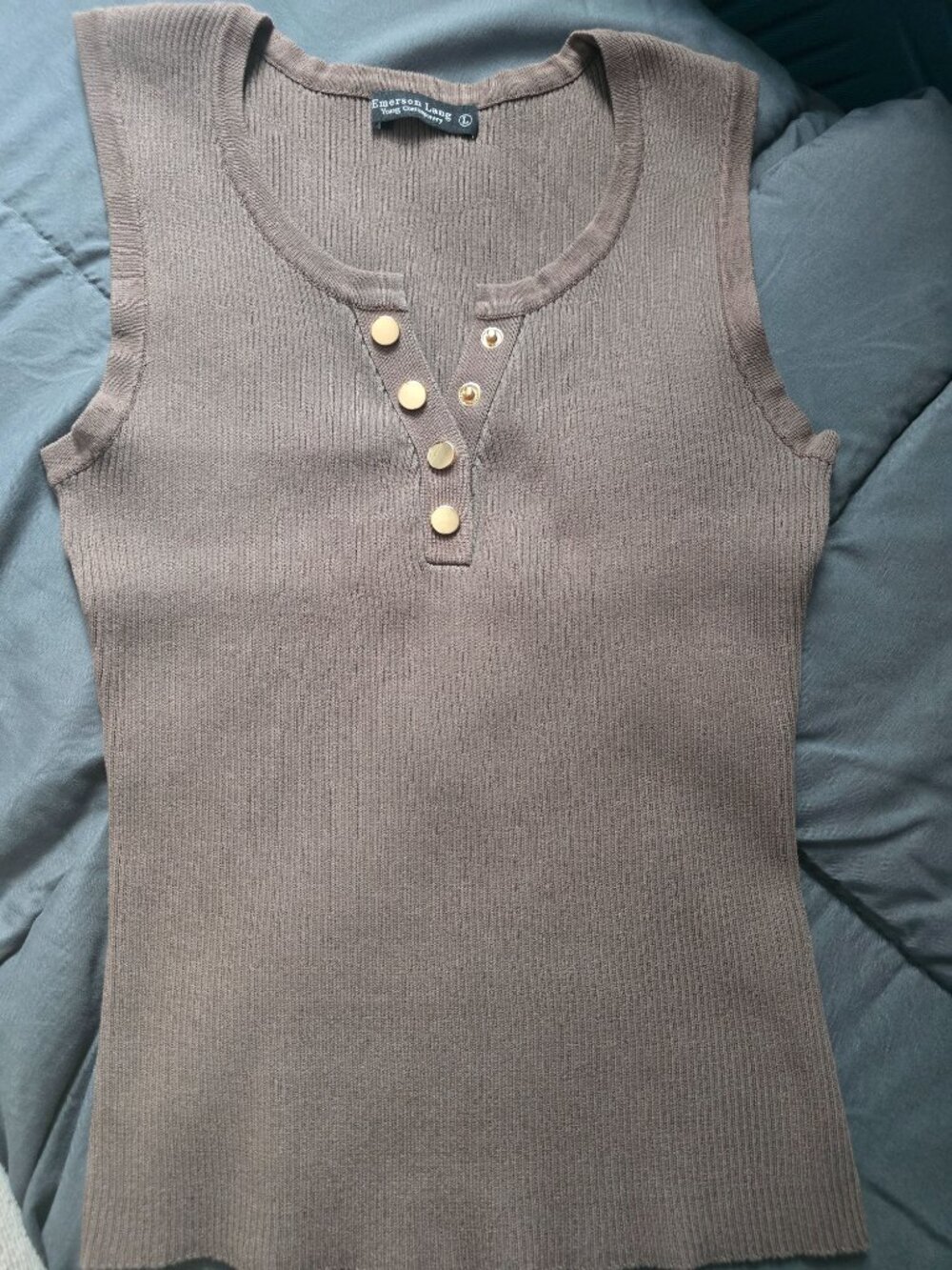 NWOT Set of 2 Emerson Lang Ribbed Tank Tops (L) - Picture 2 of 7